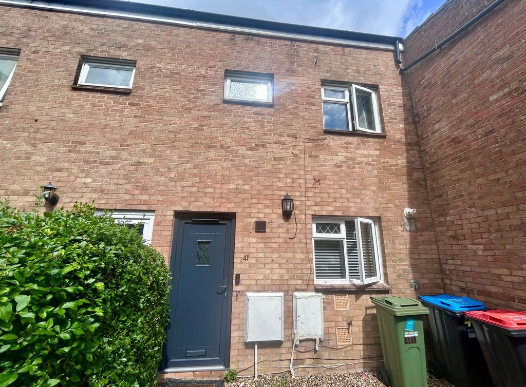Property photo 1 of 8