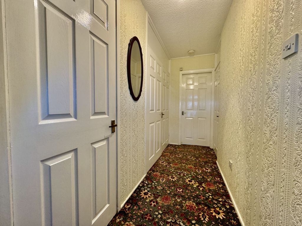 Property photo 3 of 19 Img_7172