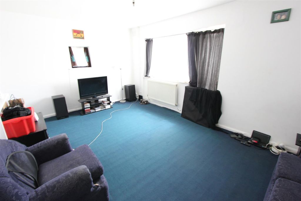 Property photo 2 of 6 Img_2586.Jpg