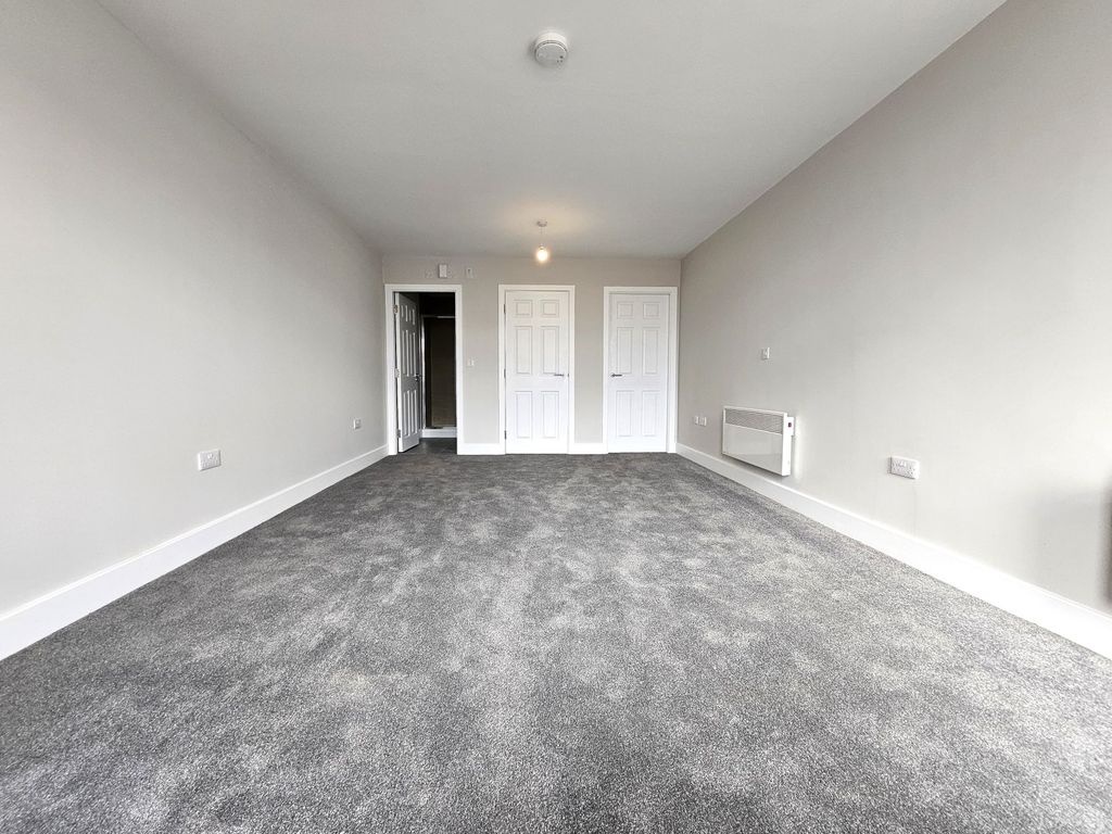 Property photo 2 of 3