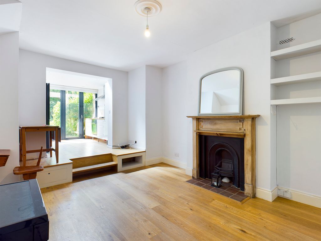 Property photo 3 of 13