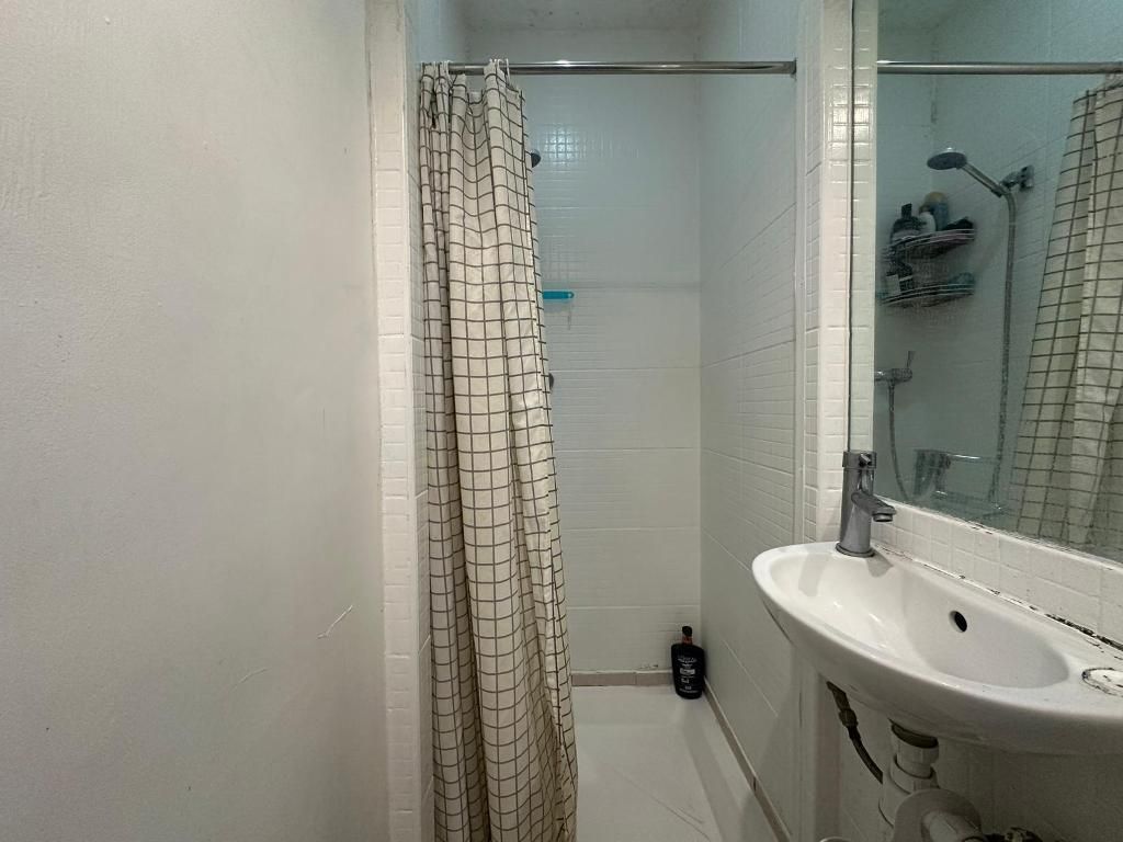 Property photo 3 of 4 Photo 3