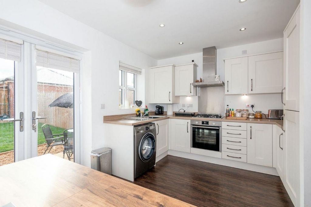 Property photo 3 of 31 Image 3