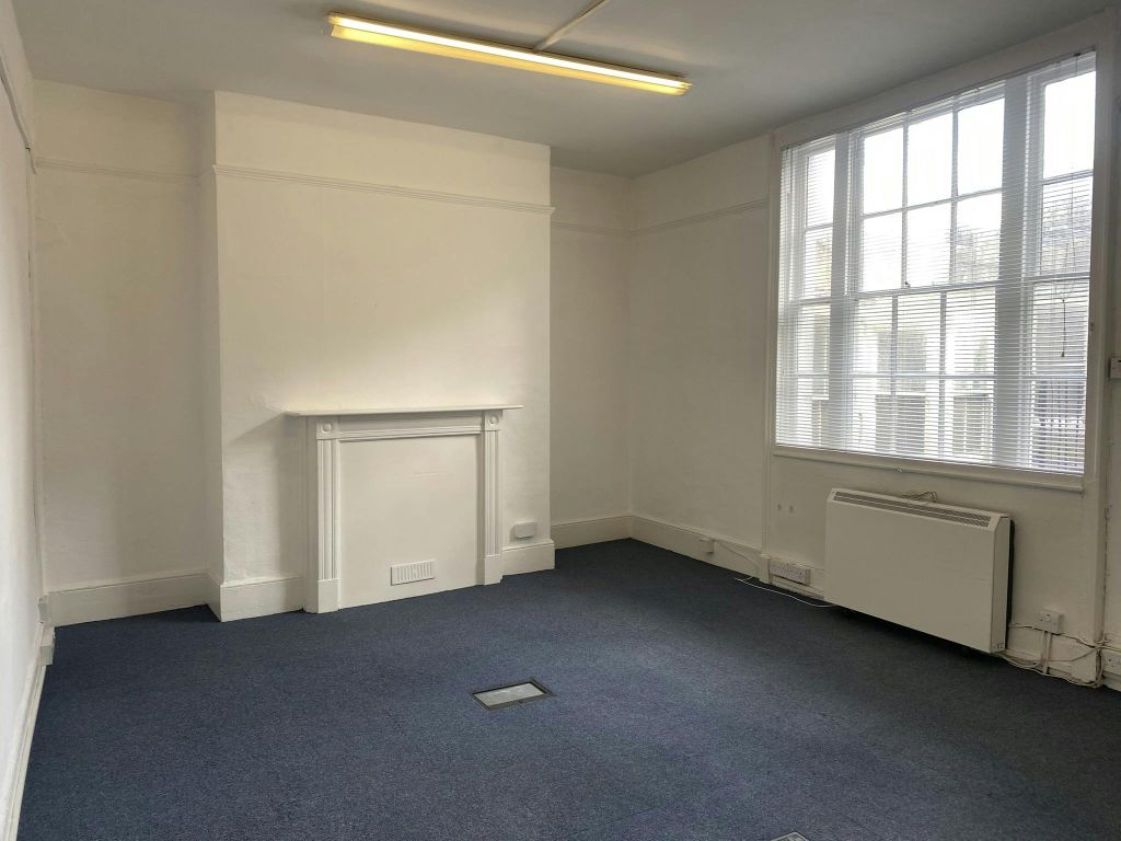 Property photo 3 of 7 2.Jpeg