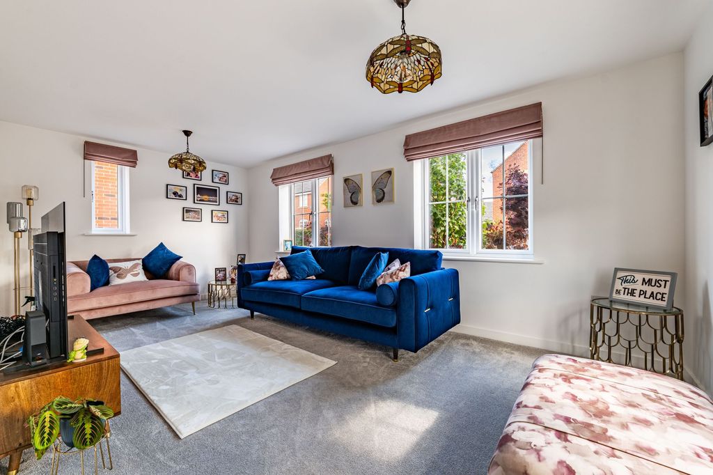 Property photo 2 of 30 2