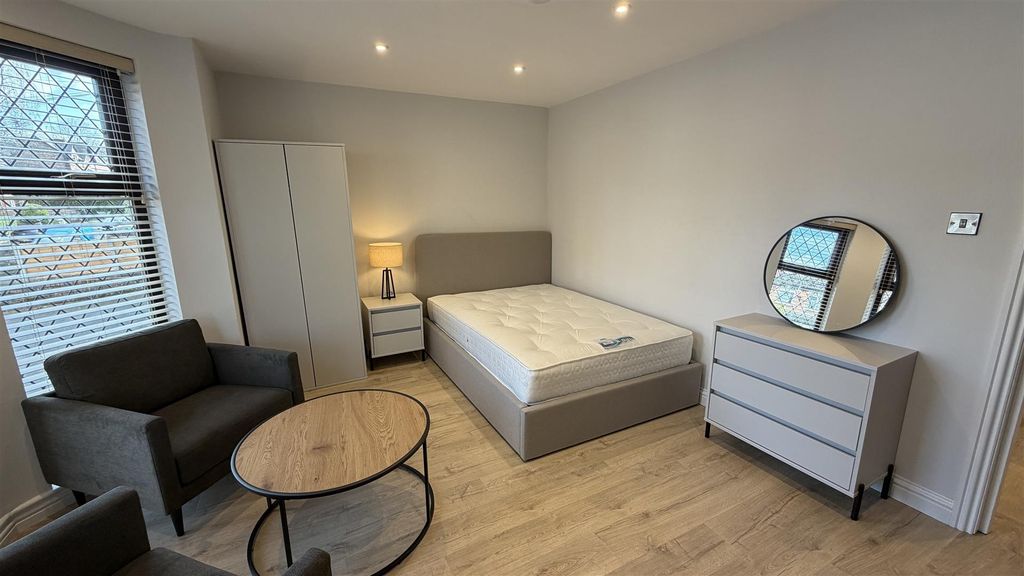 Property photo 2 of 15 20260330_155305549_Ios.Jpg