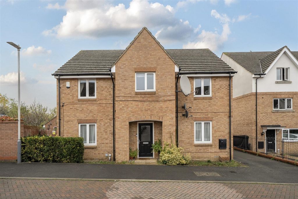 Property photo 1 of 21 Front External