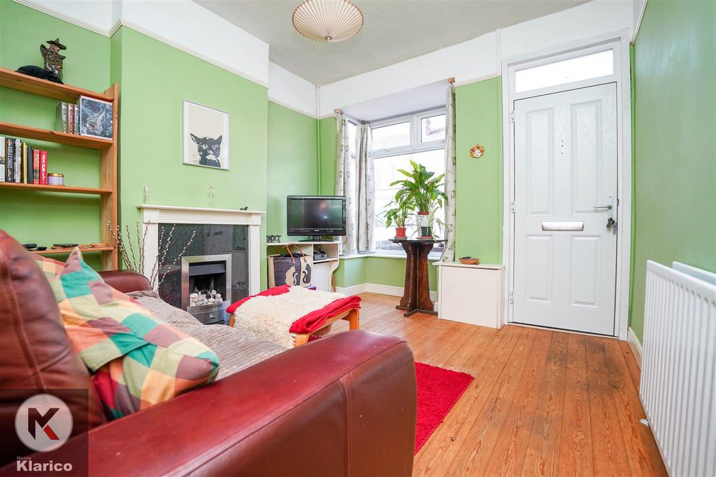 Property photo 2 of 17 Photo-15.Jpg