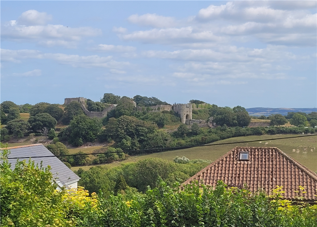 Property photo 2 of 15 Castle View