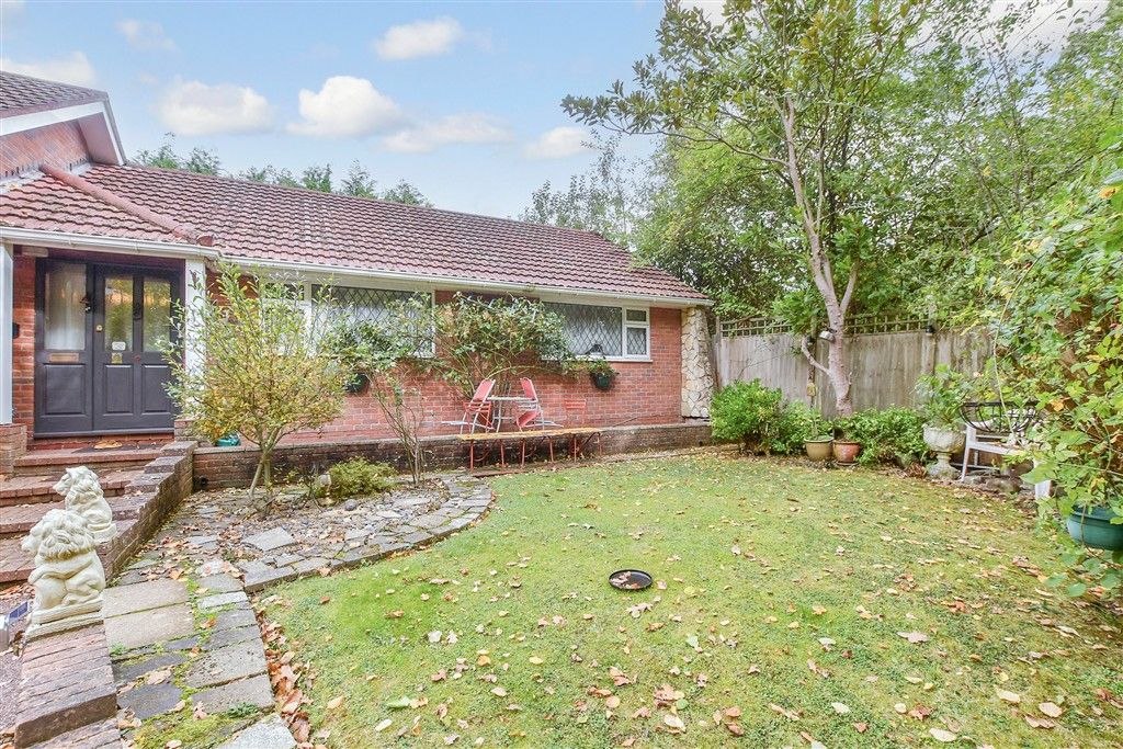 Property photo 3 of 17 External Feature
