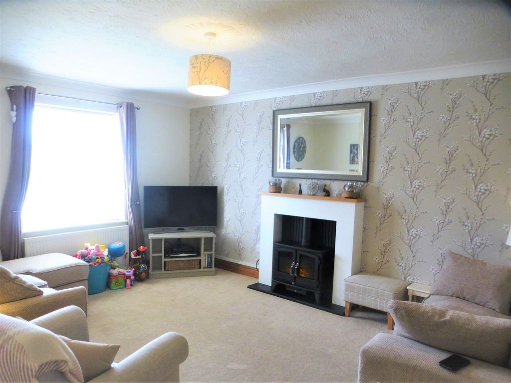 Property photo 2 of 14 Image