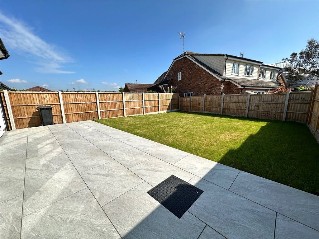 Property photo 3 of 21 Picture No. 07