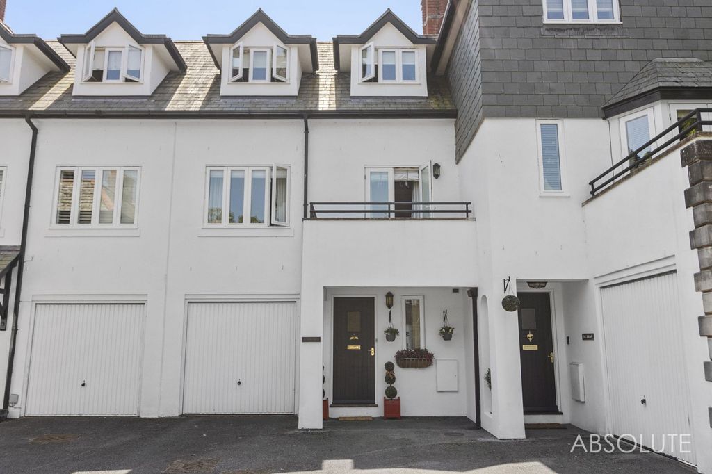 Property photo 1 of 27