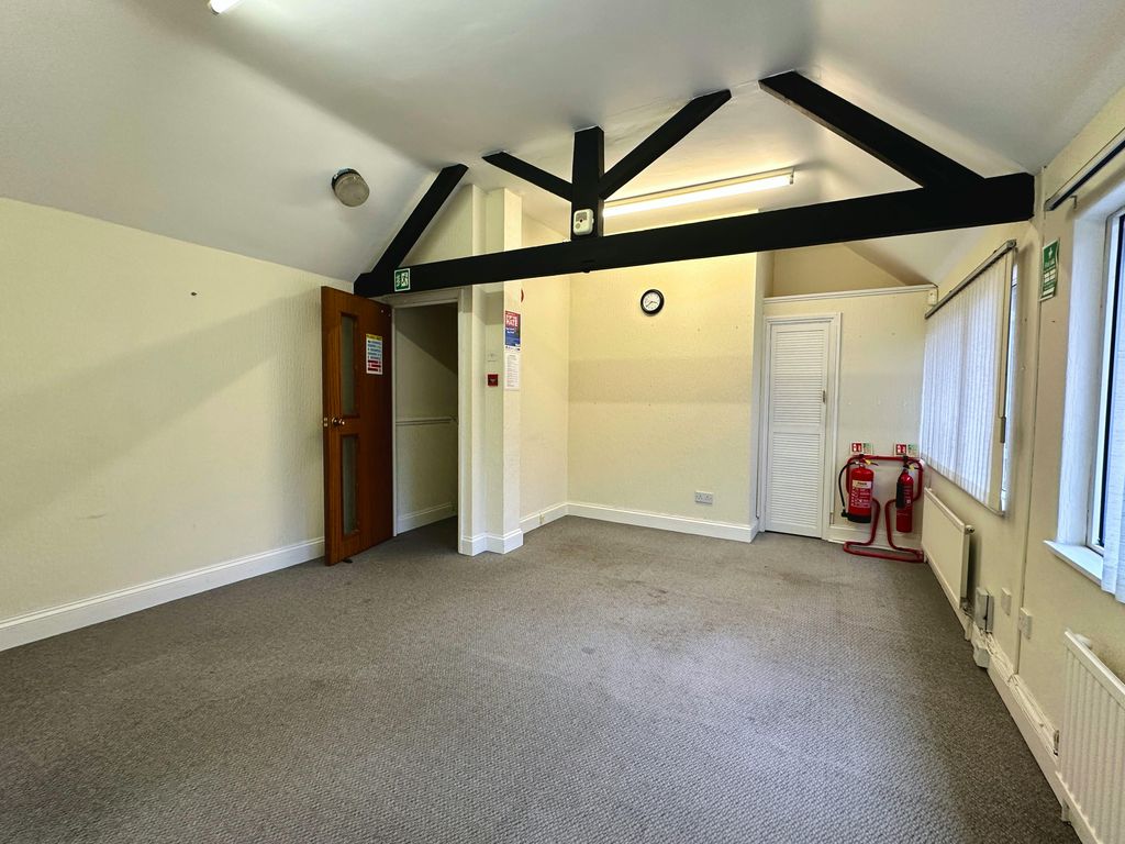 Property photo 3 of 7 Img_5240.Jpg