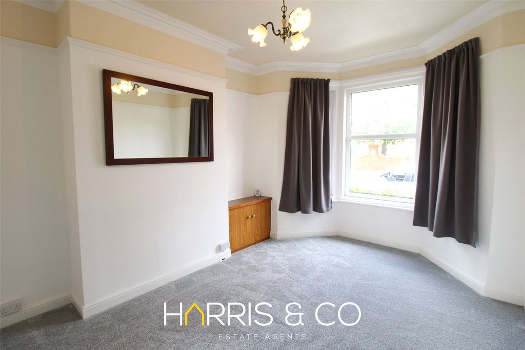 Property photo 2 of 12 Picture No. 09