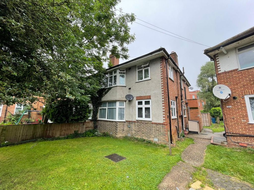 Property photo 1 of 7 Exterior