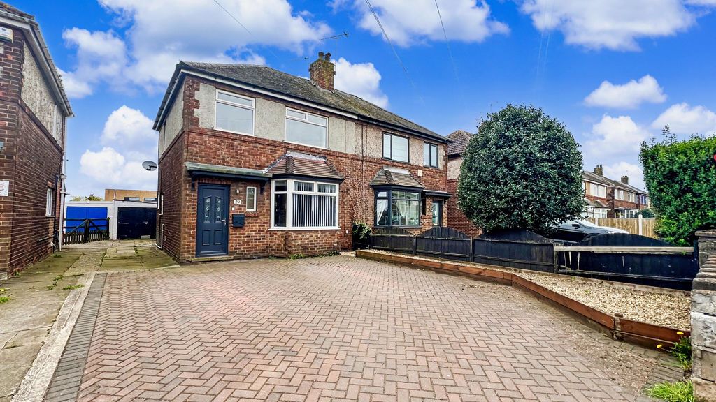 Property photo 1 of 13 Photo 13