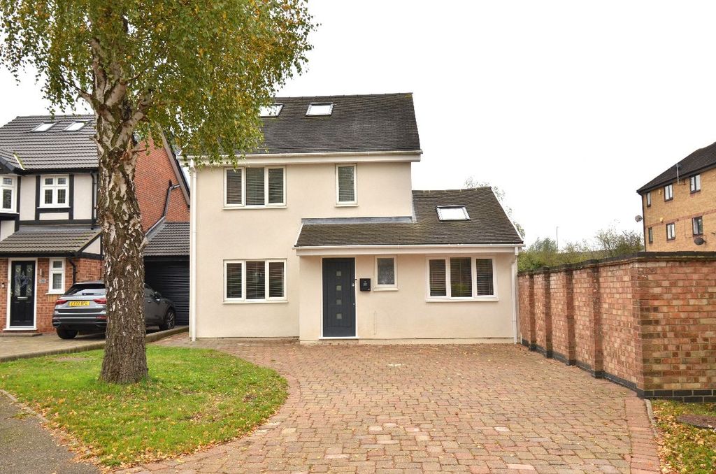 Property photo 1 of 24