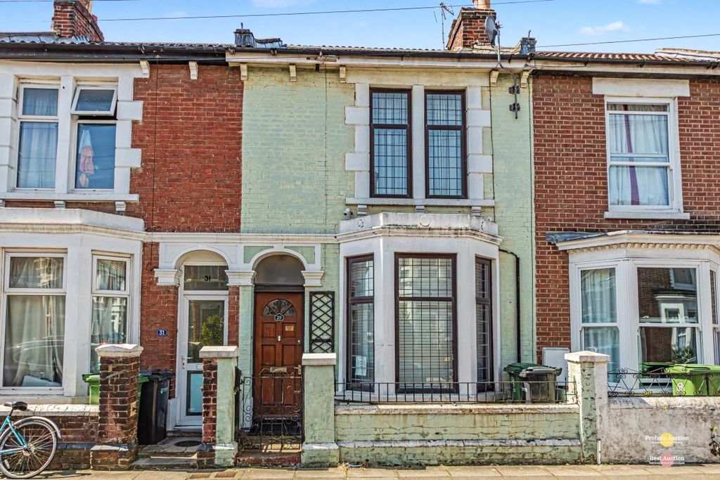 Property photo 1 of 17