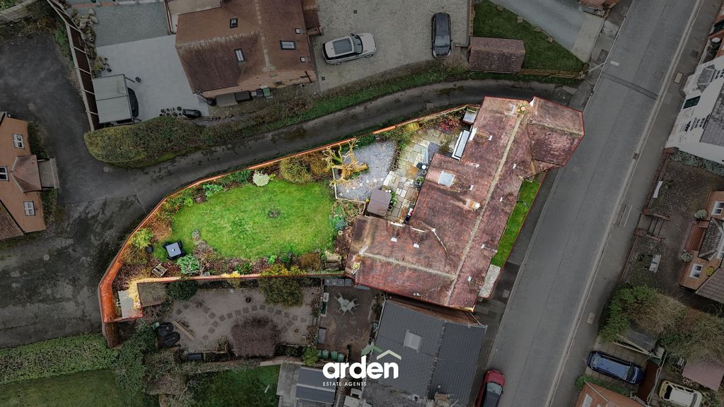 Property photo 3 of 28