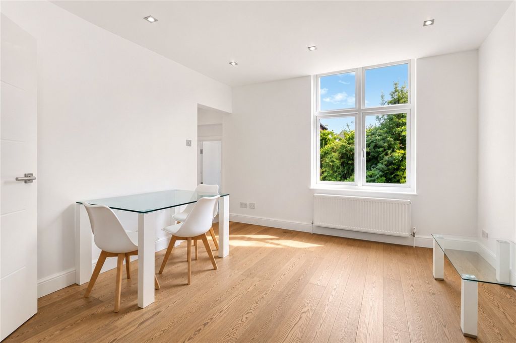 Property photo 1 of 18 Picture No. 44
