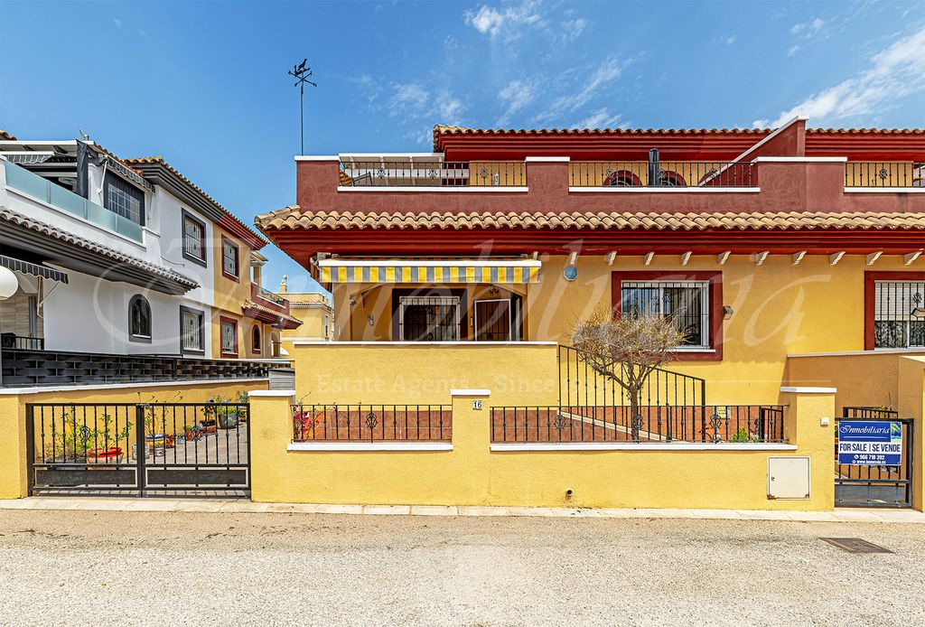 Property photo 1 of 35