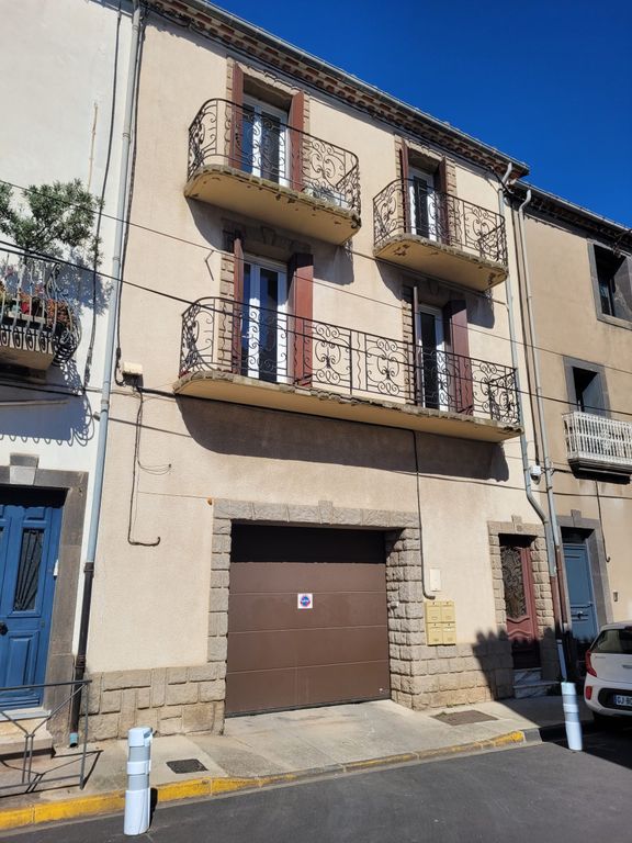 Property photo 2 of 19