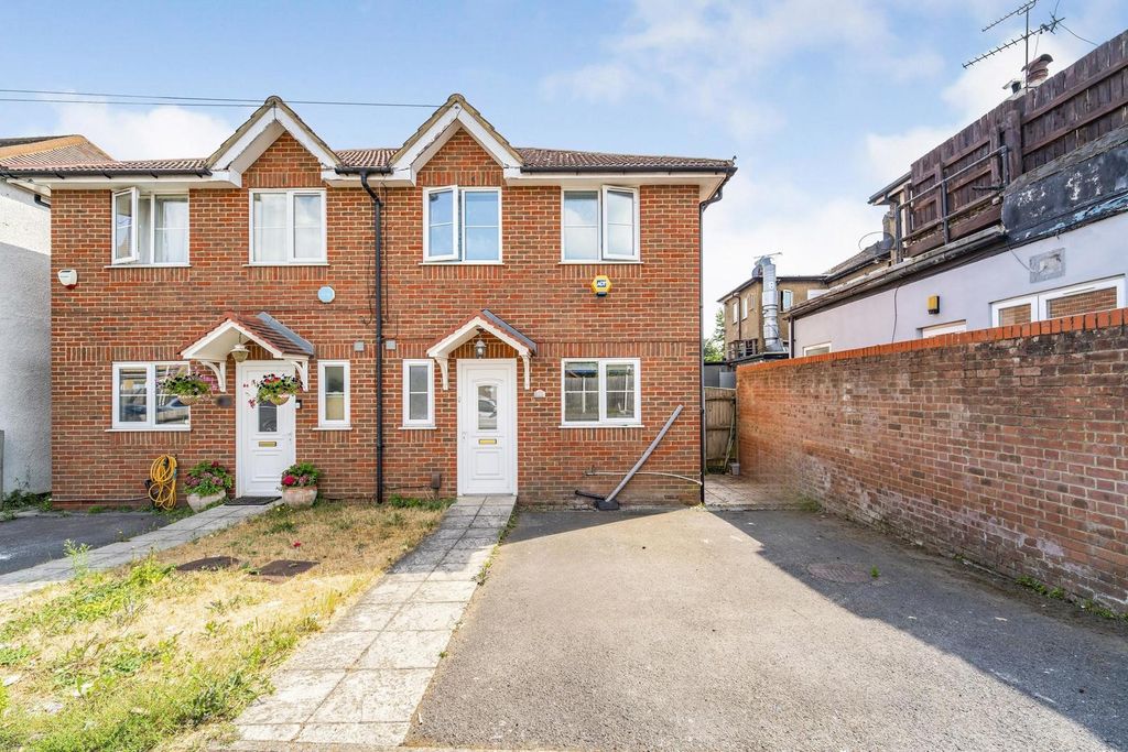 Property photo 1 of 16 Pbox-Img.Jpg