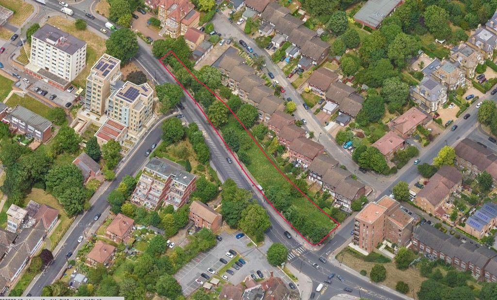 Property photo 2 of 3 4598871