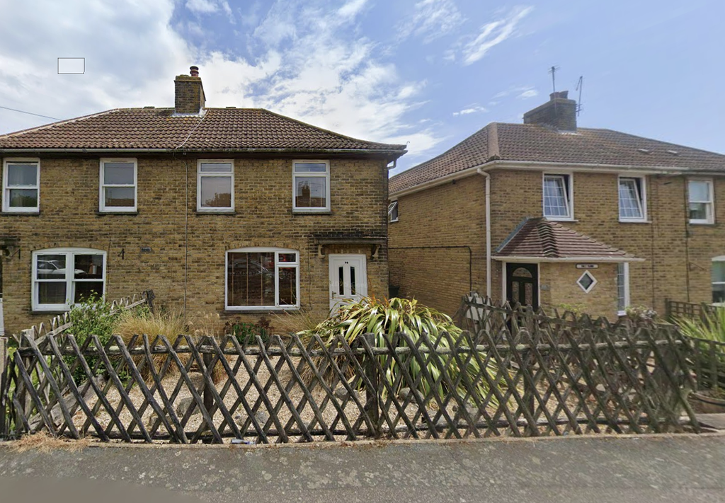 Property photo 1 of 6 Front