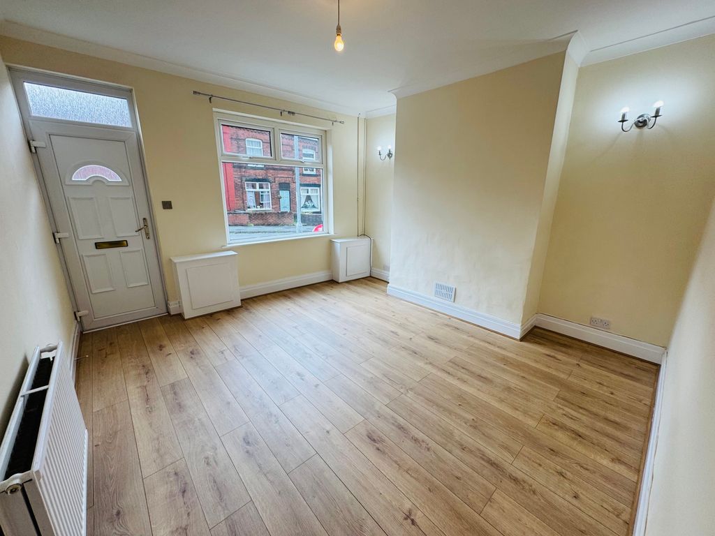 Property photo 2 of 8 Photograph