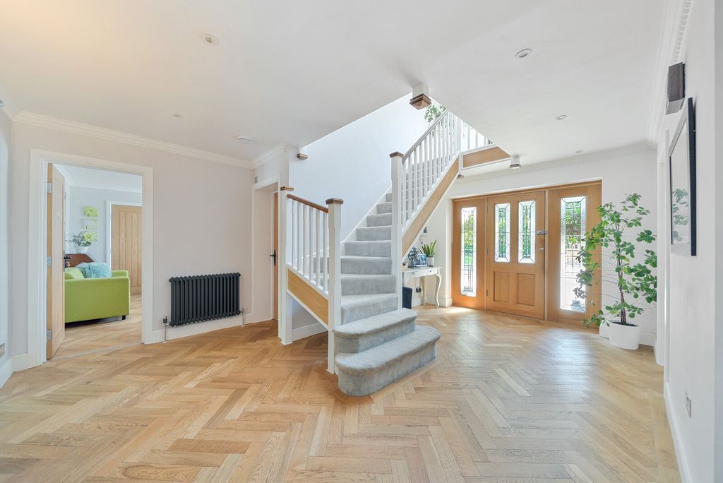 Property photo 3 of 47 Picture 3