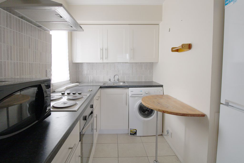 Property photo 2 of 5