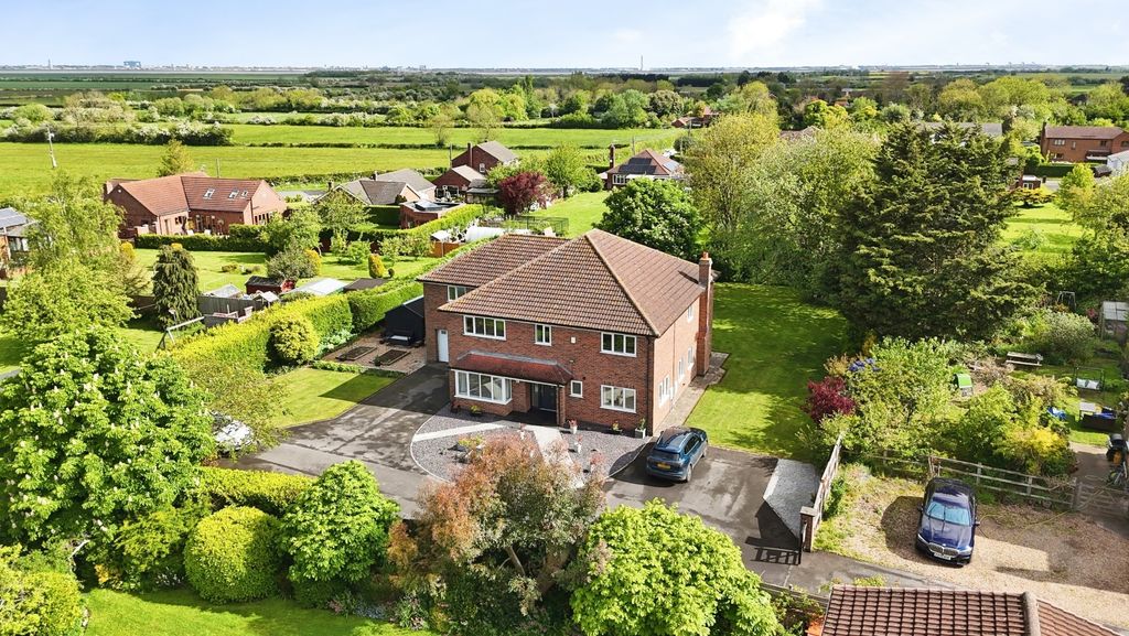 Property photo 1 of 29 5111202