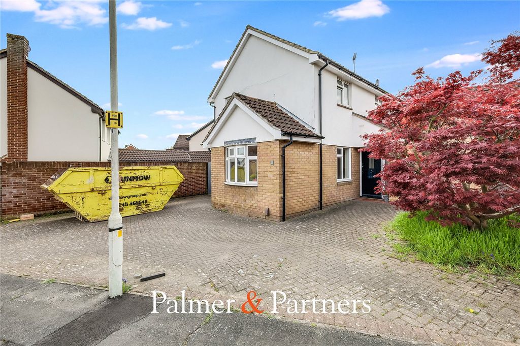 Property photo 2 of 25 Picture No. 27