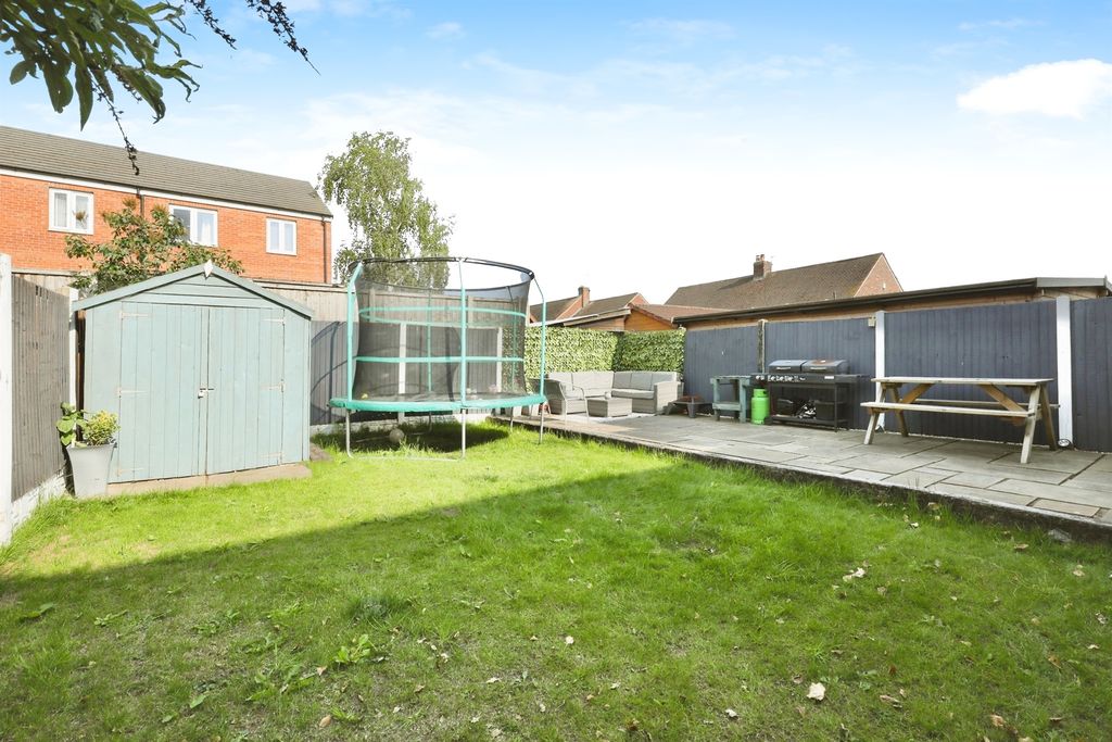 Property photo 3 of 22