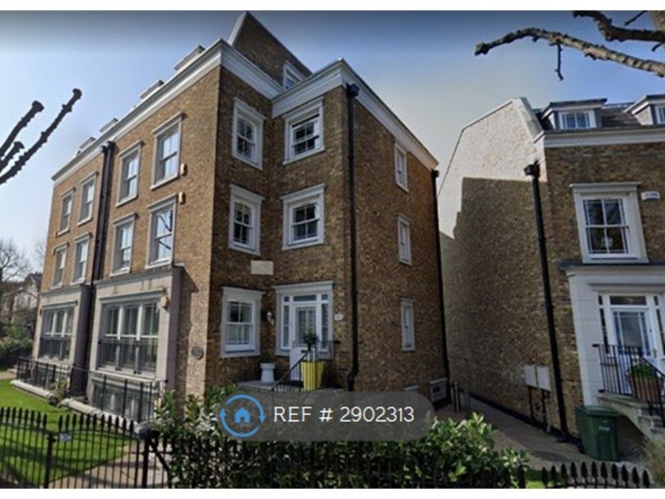 Property photo 1 of 11 Building