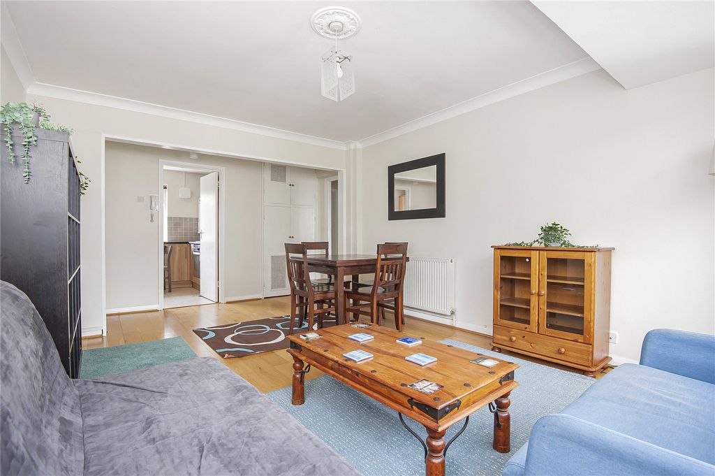 Property photo 2 of 15 Picture No. 30