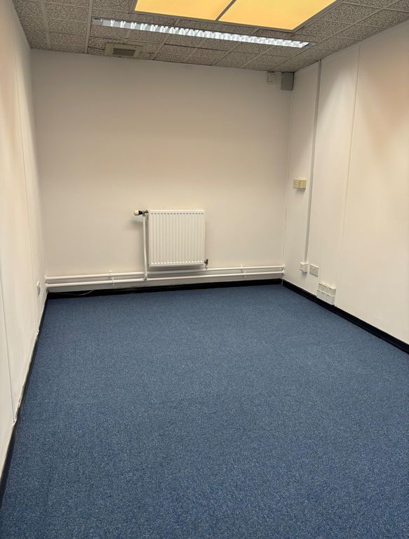 Property photo 2 of 5
