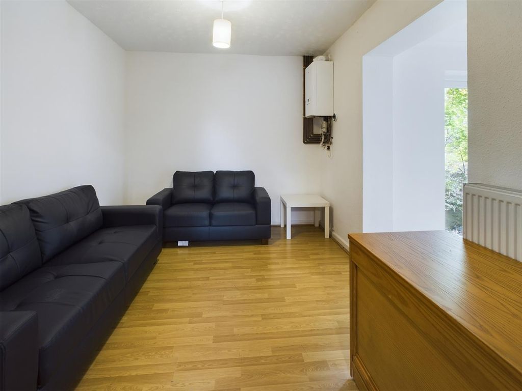 Property photo 2 of 14 Cam02534G0-Pr0412-Still006.Jpg