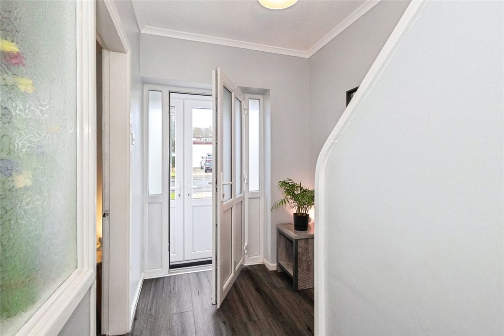 Property photo 2 of 23 Picture No. 07