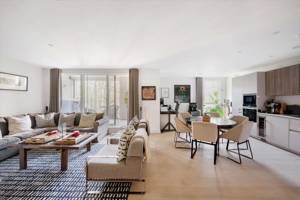 Property photo 3 of 13 Image