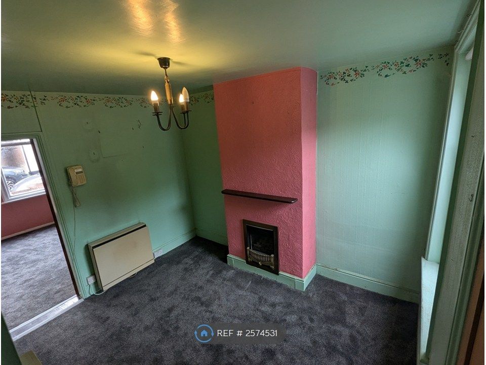 Property photo 3 of 13