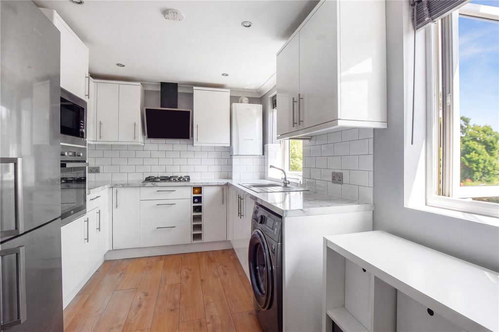 Property photo 3 of 12 Kitchen
