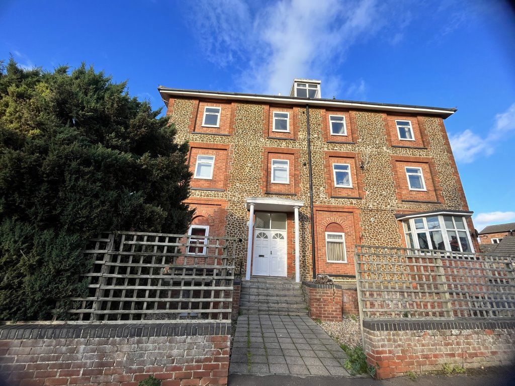 Property photo 1 of 6