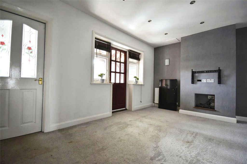 Property photo 3 of 11 Picture No. 09