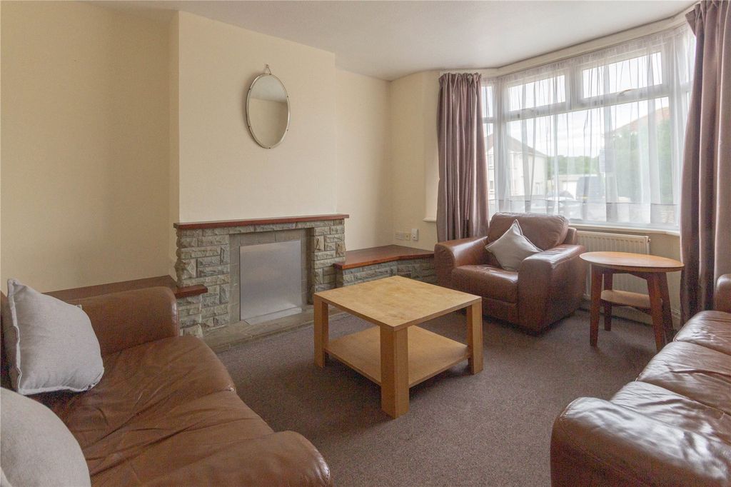 Property photo 1 of 29 Picture No. 43