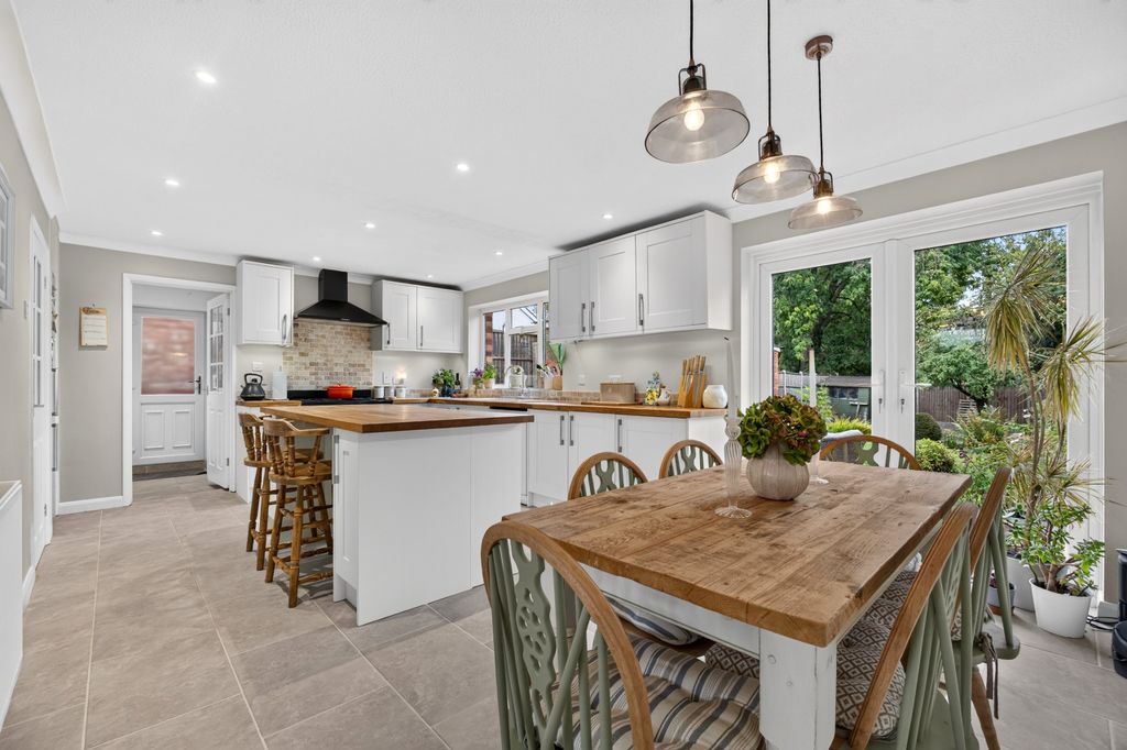 Property photo 3 of 23 Kitchen Dining Room