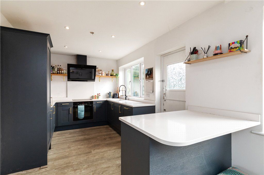 Property photo 3 of 18 Kitchen Diner