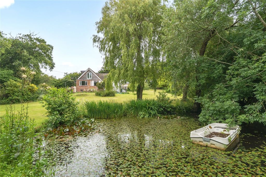 Property photo 2 of 28 Picture No. 28